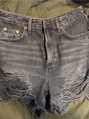 Distressed High-Waist Women’s Denim Shorts - Gray